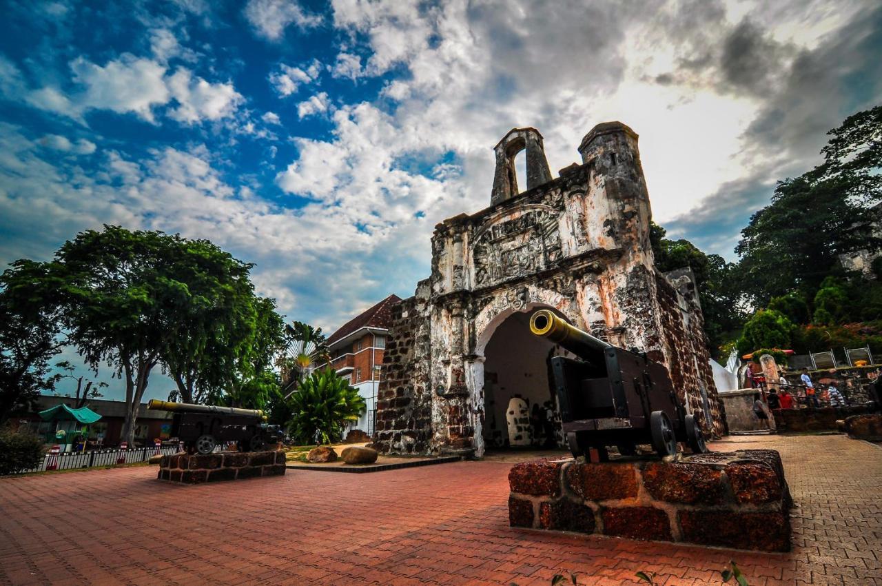 Swan Garden Hotel Melaka Zewnętrze zdjęcie