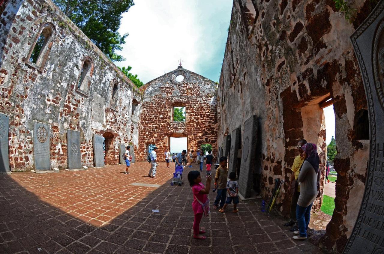 Swan Garden Hotel Melaka Zewnętrze zdjęcie