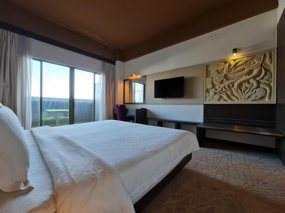 Swan Garden Hotel Melaka Zewnętrze zdjęcie