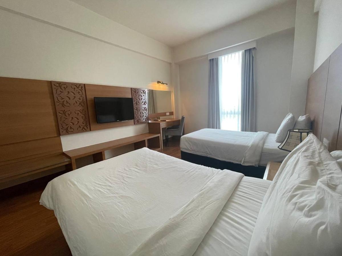 Swan Garden Hotel Melaka Zewnętrze zdjęcie