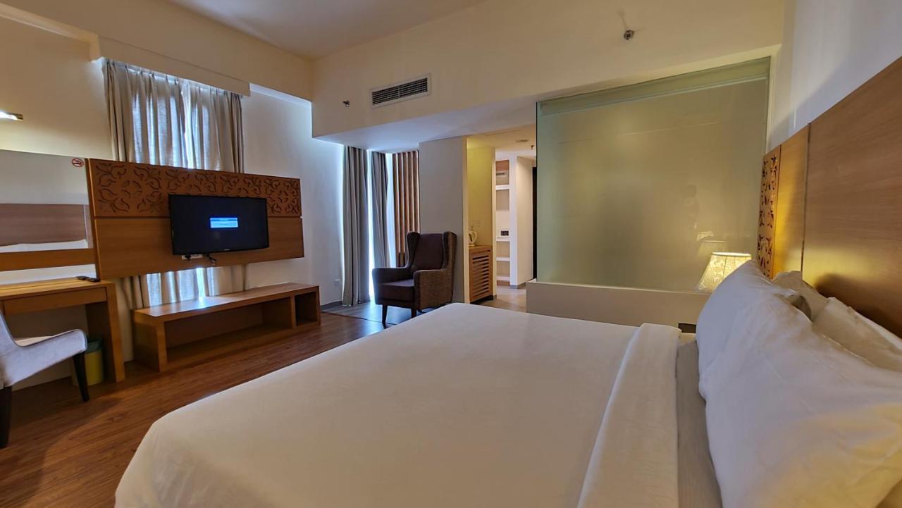 Swan Garden Hotel Melaka Zewnętrze zdjęcie