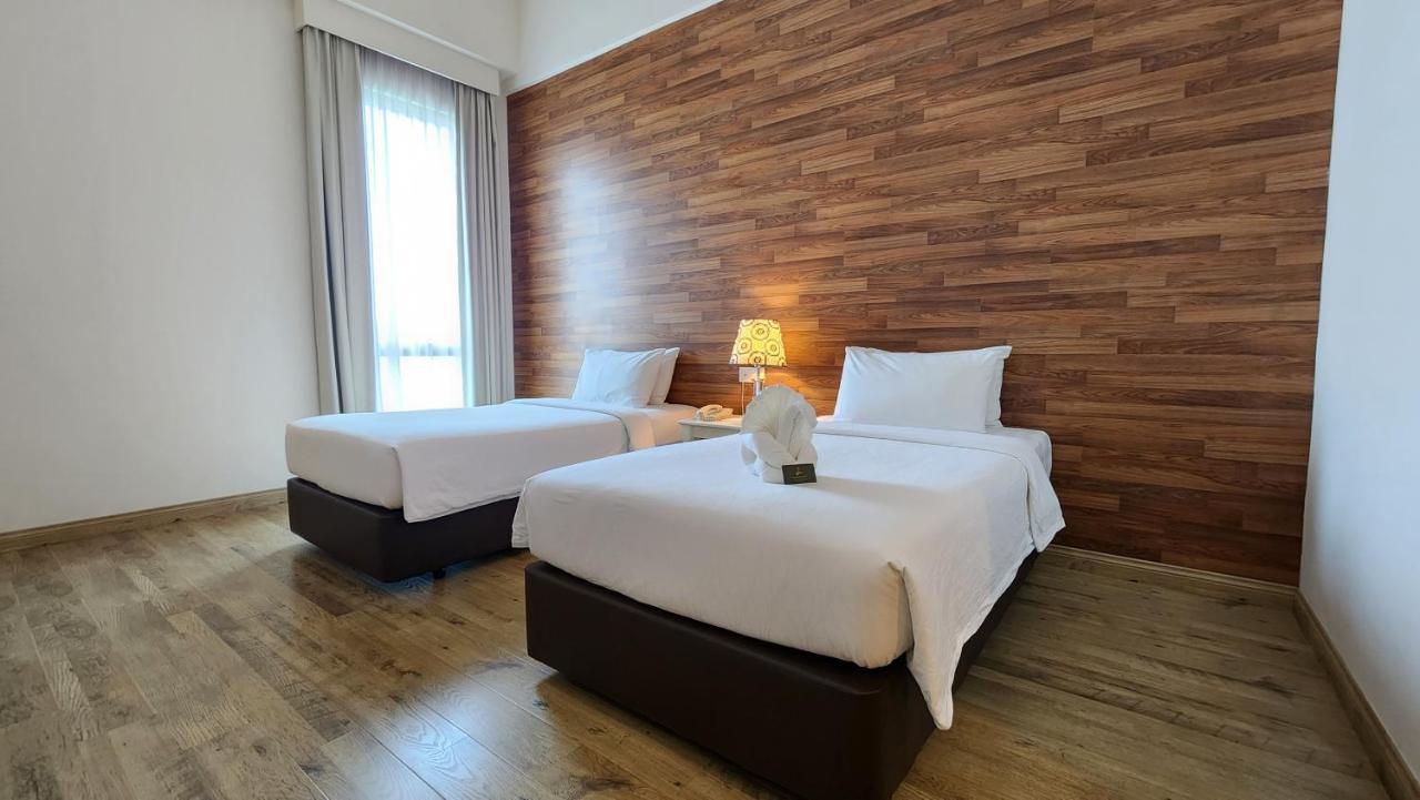 Swan Garden Hotel Melaka Zewnętrze zdjęcie