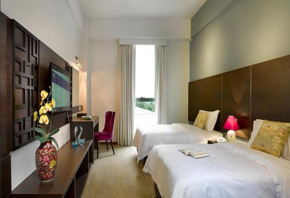 Swan Garden Hotel Melaka Zewnętrze zdjęcie