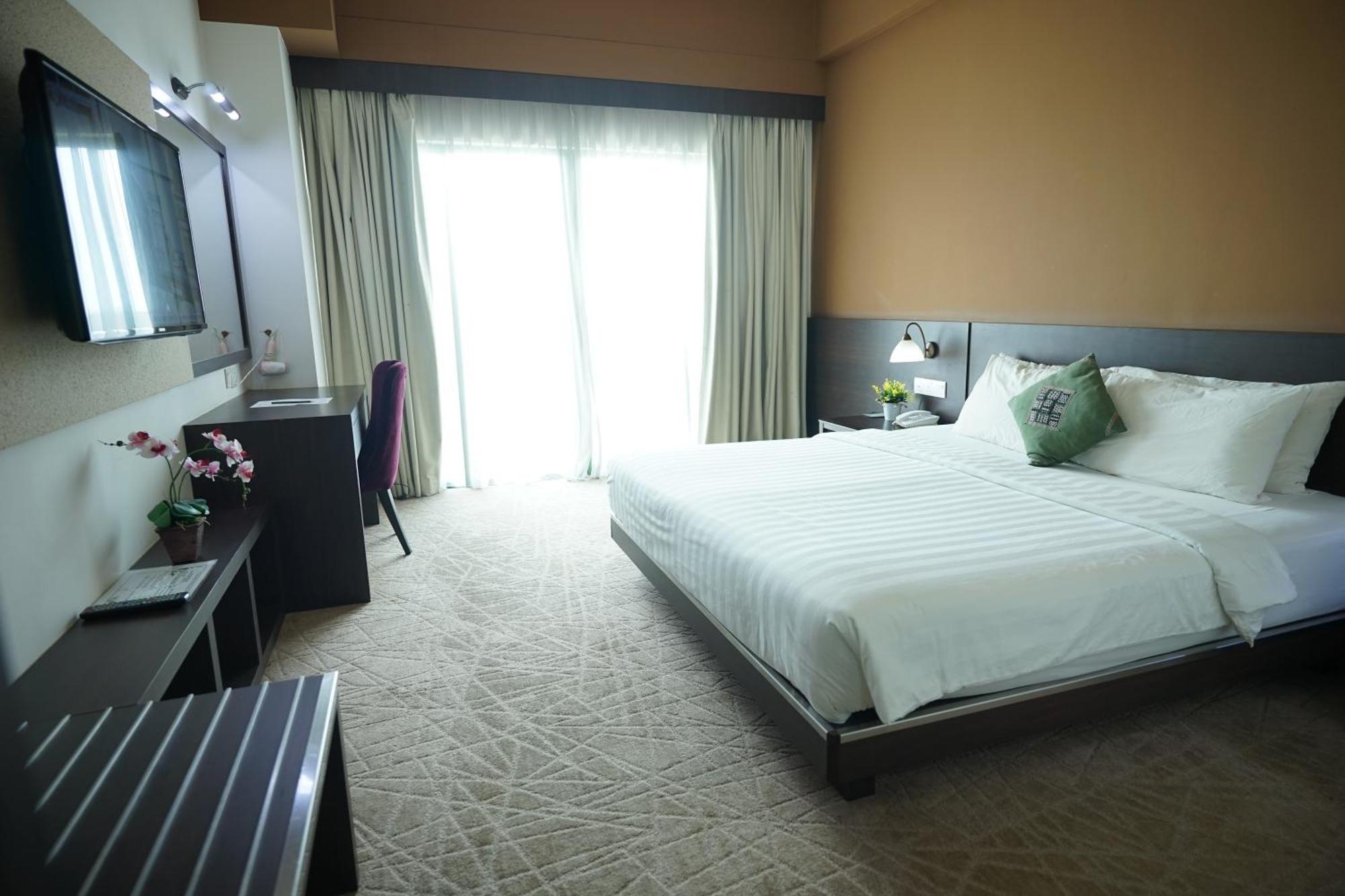 Swan Garden Hotel Melaka Zewnętrze zdjęcie